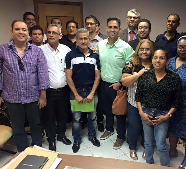 PACOTE DE MALDADES: Léo Moraes apoia sindicatos que repudiam possibilidade do fim da Licença Prêmio